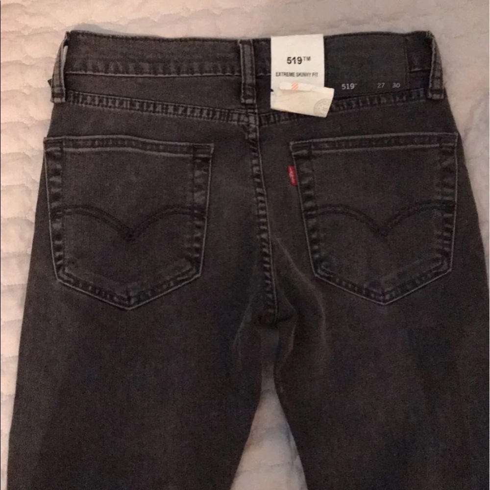Levi’s black skinny jeans